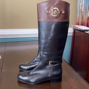 Michael Kors like new leather boots